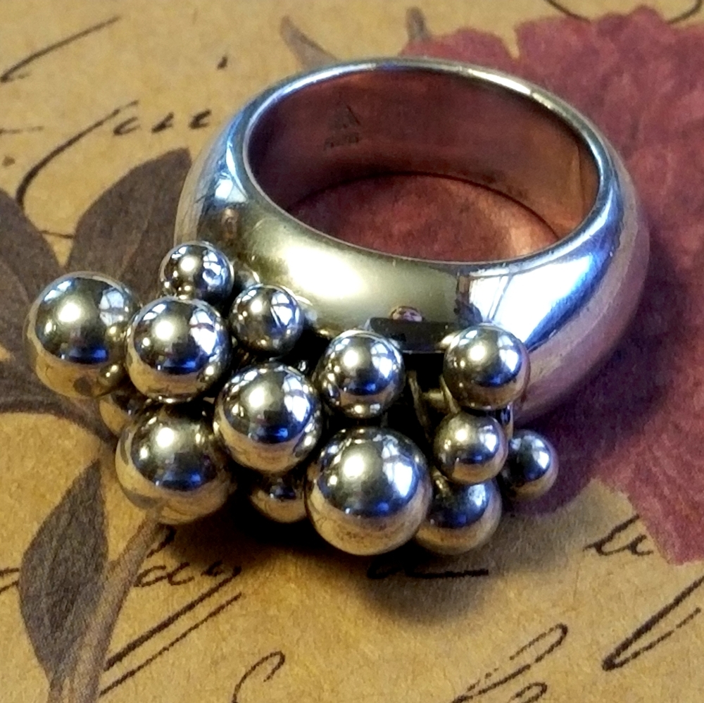 Silpada Sterling Silver Cha Cha Ring